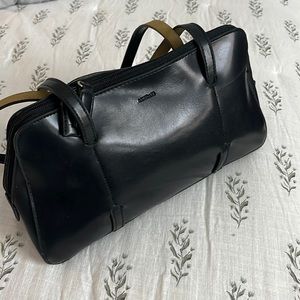 Mondani Black Leather Purse